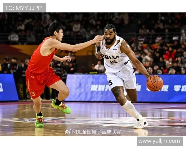 遵义足球比赛激情四溢球迷齐聚共襄盛举展现地方足球风采